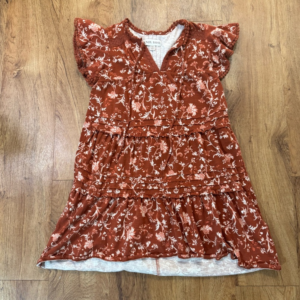Knox Rose Women’s XS Red Floral Tiered Dress Natural Fibers Beautiful Details